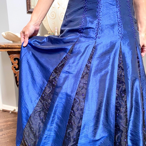 Blue Evening Gown w/ Wrap - Picture 5 of 5